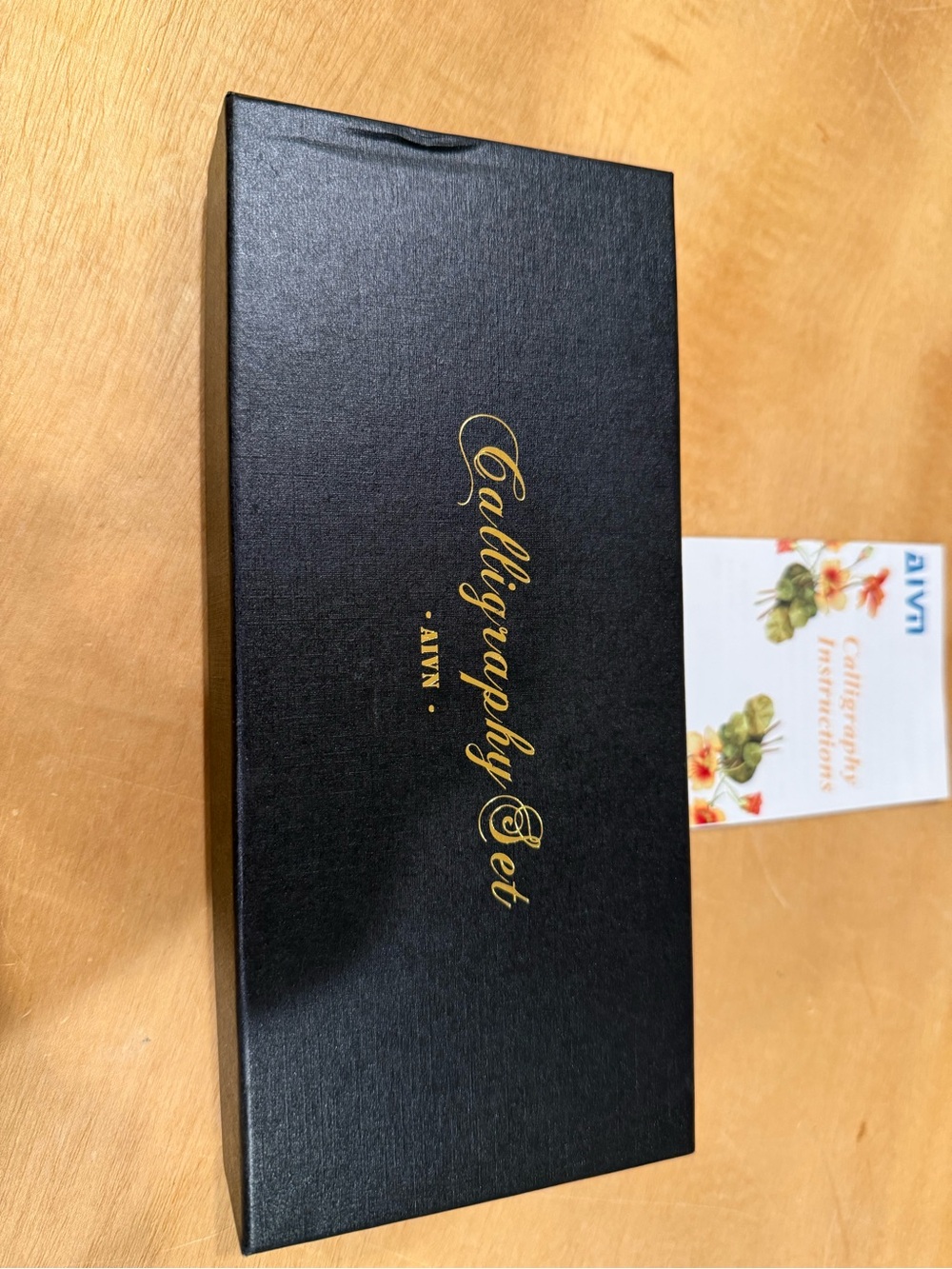 Amazing Avin Calligraphy Set Box in Black & Gold